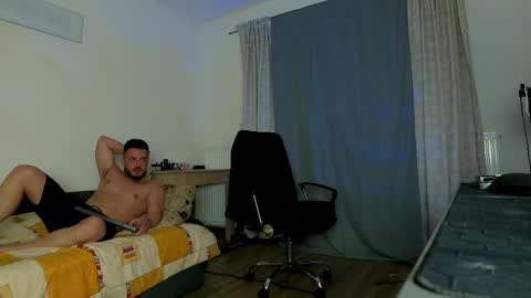 JULiUS   online show from March 2, 12:53 am