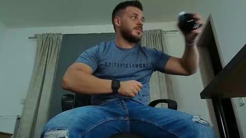 JULiUS   online show from September 30, 7:08 pm