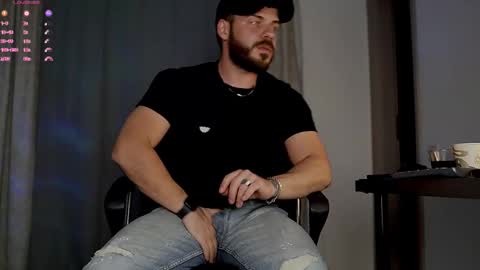 JULiUS   online show from October 29, 7:48 pm