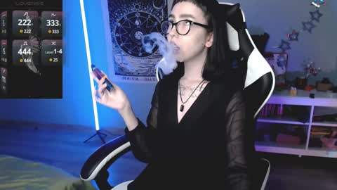 Baroness Von Cringe online show from December 6, 4:17 pm