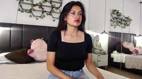 Snapshot of july_gh chatting on December 7, 12:02 pm Julietha  online show from December 7, 12:02 pm