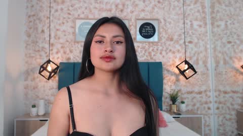 Snapshot of july_gh chatting on December 23, 8:14 pm Julietha  online show from December 23, 8:14 pm
