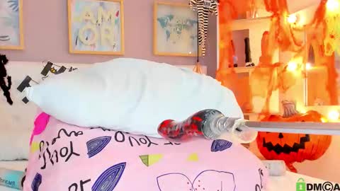 Snapshot of julyanna_ chatting on October 27, 10:25 pm Juliana online show from October 27, 10:25 pm