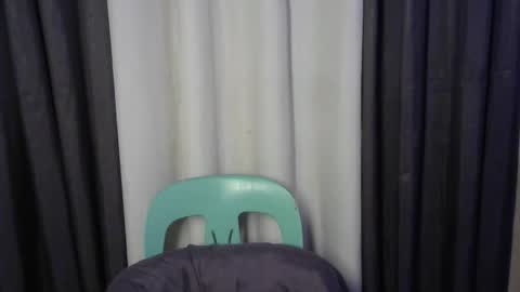 call me julz online show from February 3, 11:59 am