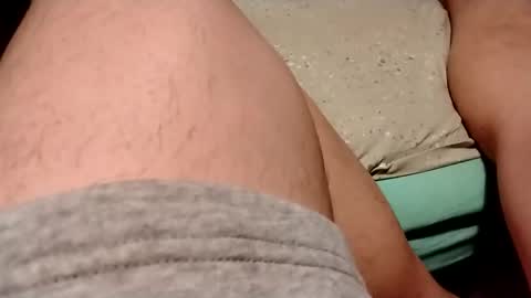 Snapshot of jumezee chatting on November 3, 12:06 pm Asian office boy online show from November 3, 12:06 pm