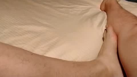 Snapshot of jumezee chatting on November 16, 12:55 pm Asian office boy online show from November 16, 12:55 pm