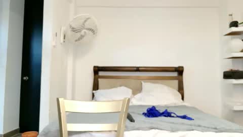 jessica online show from April 18, 7:51 pm