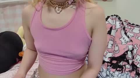 Snapshot of june999bunny chatting on February 17, 6:10 am june999bunny online show from February 17, 6:10 am