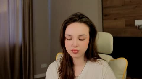 Kira online show from June 24, 2:16 pm