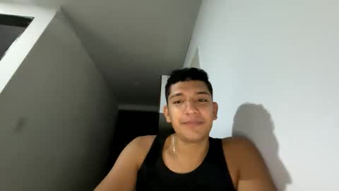 junior_osorio_2 online show from January 8, 4:37 am