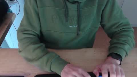 junk2711 online show from March 8, 8:40 am