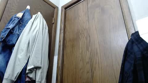 Snapshot of junk_yard_dog chatting on January 19, 1:22 pm Dave online show from January 19, 1:22 pm