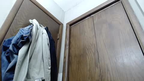 Snapshot of junk_yard_dog chatting on February 17, 1:21 pm Dave online show from February 17, 1:21 pm