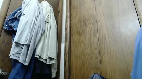 Snapshot of junk_yard_dog chatting on November 1, 1:35 pm Dave online show from November 1, 1:35 pm