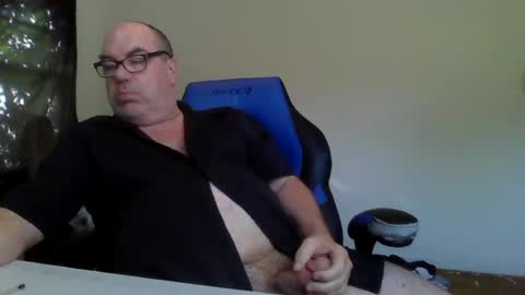 junkhp1 online show from June 28, 1:50 pm