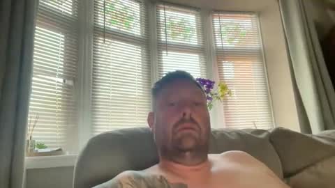 Junky online show from April 24, 11:12 am