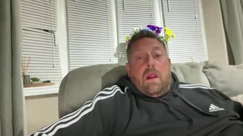 Junky online show from April 27, 9:13 pm