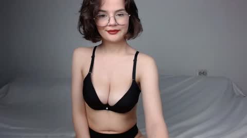 JunneWers online show from January 24, 5:53 pm