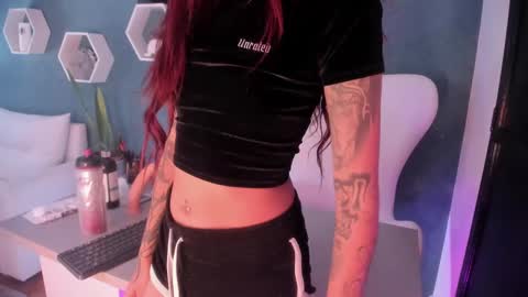 Snapshot of junosomnum chatting on March 4, 8:02 am junosomnum online show from March 4, 8:02 am