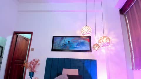 Jupiter Fox online show from January 7, 5:42 pm