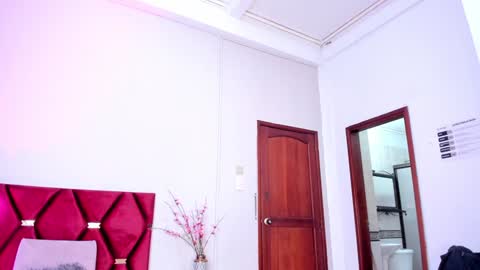 Jupiter Fox online show from January 9, 5:33 pm