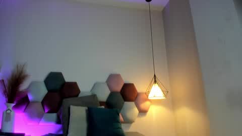 Jupiter Fox online show from January 20, 11:45 am