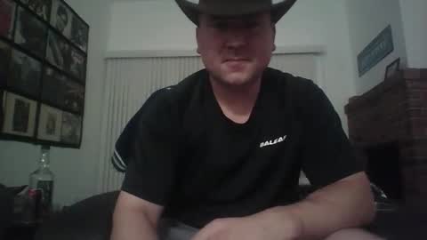 Snapshot of just1more5 chatting on May 18, 5:13 am just1more5 online show from May 18, 5:13 am