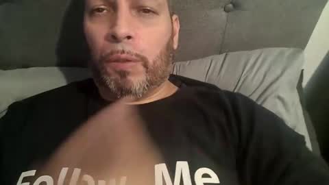 Snapshot of just2much4uboo1 chatting on December 28, 7:22 pm Just2much4uboo1 online show from December 28, 7:22 pm