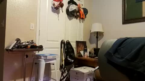 Snapshot of just4fun1523 chatting on December 5, 2:42 am just4fun1523 online show from December 5, 2:42 am