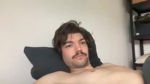 just_a_guy_with_a_big_cock online show from December 20, 10:11 am