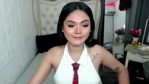 Snapshot of just_aleah chatting on February 21, 3:01 am MY IG aleahgomez17 online show from February 21, 3:01 am