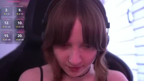 Snapshot of just_busking chatting on June 30, 2:07 pm Julia online show from June 30, 2:07 pm