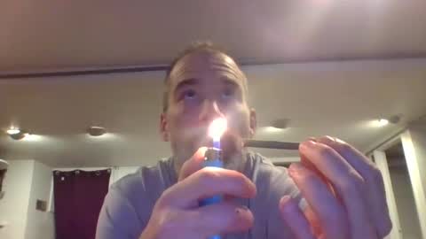 Snapshot of just_chillinwithya chatting on December 2, 5:04 am Your Zaddy online show from December 2, 5:04 am