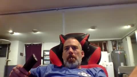 Snapshot of just_chillinwithya chatting on December 6, 6:26 am Your Zaddy online show from December 6, 6:26 am