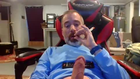 Snapshot of just_chillinwithya chatting on February 1, 10:44 pm Your Zaddy online show from February 1, 10:44 pm