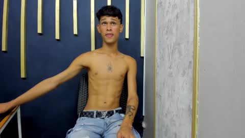 Snapshot of just_d4v7 chatting on September 25, 7:28 pm JUST online show from September 25, 7:28 pm