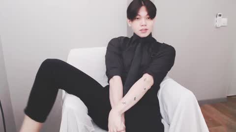 just_gay_ online show from February 20, 4:57 pm