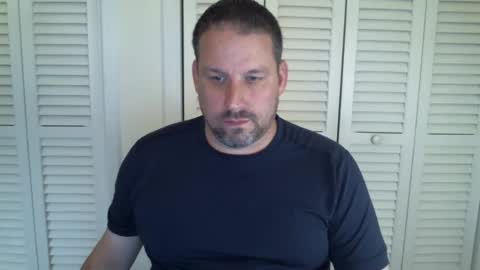 Snapshot of just_inside chatting on November 10, 3:44 pm just_inside online show from November 10, 3:44 pm