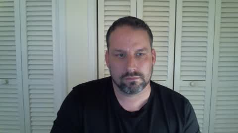 Snapshot of just_inside chatting on February 18, 3:52 pm just_inside online show from February 18, 3:52 pm