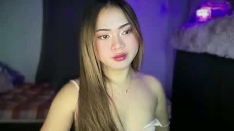 Snapshot of just_julia21 chatting on June 3, 1:30 am just_julia21 online show from June 3, 1:30 am