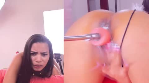 Snapshot of just_minnie chatting on October 13, 2:06 pm just_minnie online show from October 13, 2:06 pm