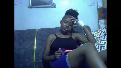 Snapshot of just_nuru chatting on May 7, 7:08 pm just_nuru online show from May 7, 7:08 pm