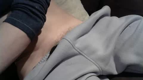 justadood2112 online show from February 25, 5:39 am