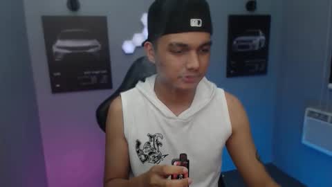 Rhys online show from September 21, 9:05 pm