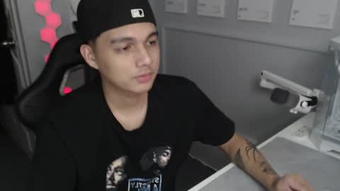 Rhys online show from December 13, 7:53 pm