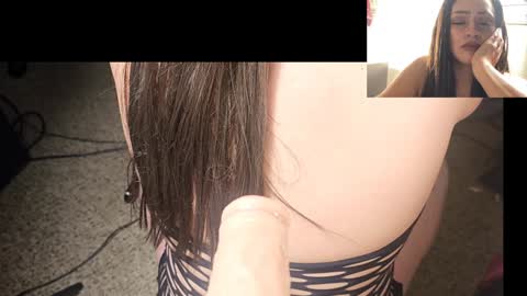 Layla online show from January 3, 3:22 pm