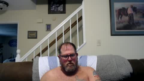 Snapshot of justaguyandnaked chatting on June 15, 6:54 pm justaguyandnaked online show from June 15, 6:54 pm