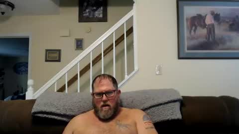 Snapshot of justaguyandnaked chatting on July 1, 7:35 pm justaguyandnaked online show from July 1, 7:35 pm
