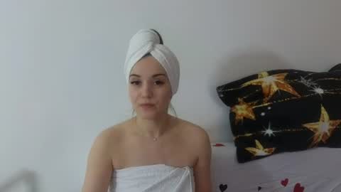 Snapshot of justanneagain chatting on August 4, 7:49 pm JustAnne online show from August 4, 7:49 pm