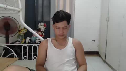 Cyril online show from April 24, 2:47 am